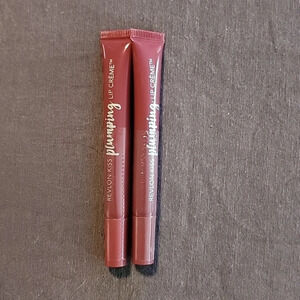 (2) Revlon Kiss Plumping Lip Creme-535 Spiced Berry